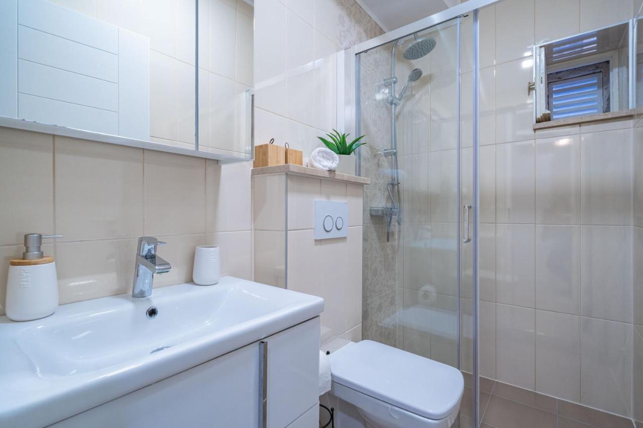 Rooms&Apartments Tomic Ston Exterior foto